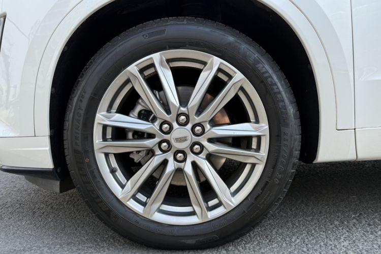 Used Cadillac XT6 2021 2.0T 7-Seater Two-Wheel-Drive Luxury Version Exterior 6
