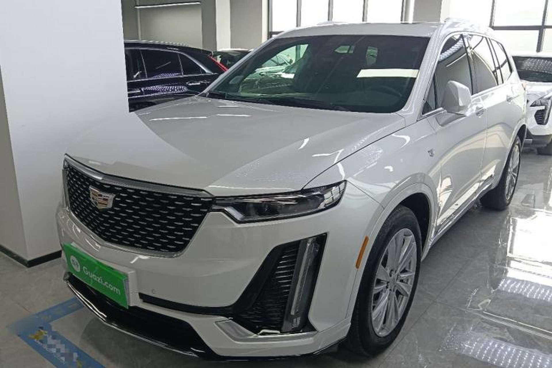 Used Cadillac XT6 2021 28T Six-Seater Four-Wheel-Drive Luxury Version Front Left 45 Deg