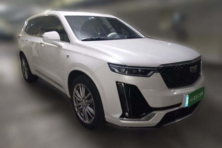 Used Cadillac XT6 2021 2.0T 6-Seater Two-Wheel Drive Luxury Version Front Right 45 Deg