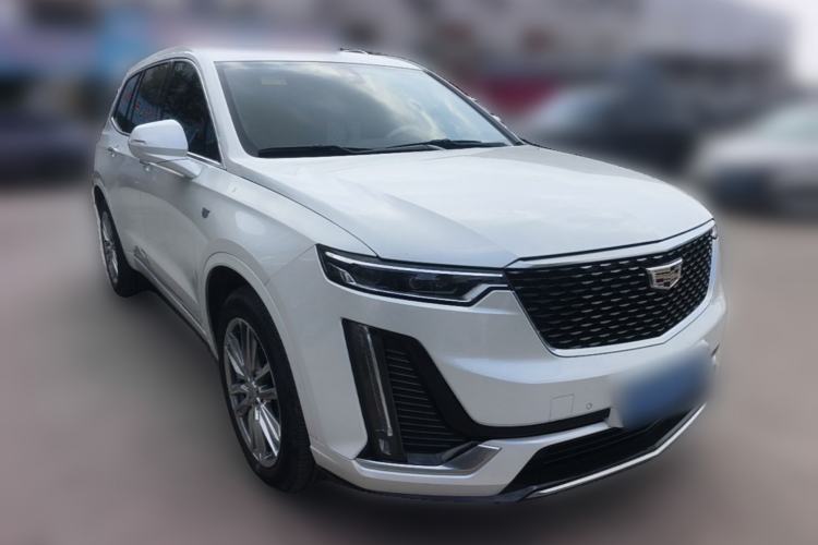 Used Cadillac XT6 2021 2.0T 7-Seater Two-Wheel-Drive Luxury Version Front Right 45 Deg