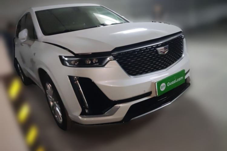 Used Cadillac XT6 2021 2.0T Six-Seater Four-Wheel-Drive Luxury Version Front Right 45 Deg