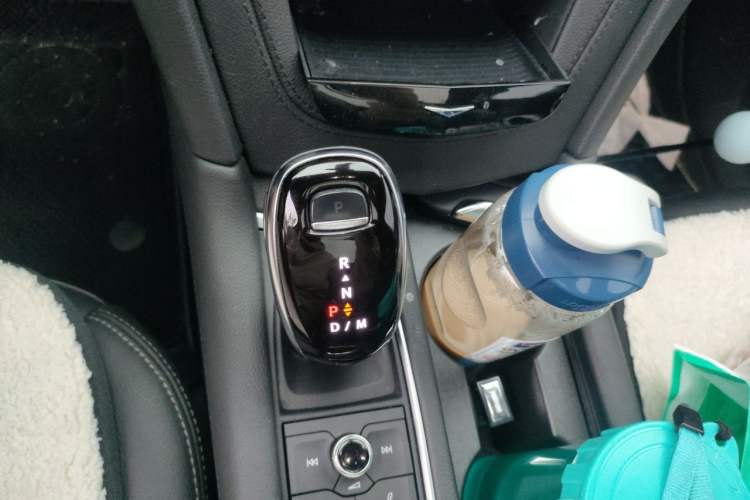 Used Cadillac XT6 2021 28T Six-Seater Four-Wheel-Drive Fashion Edition Gear Lever
