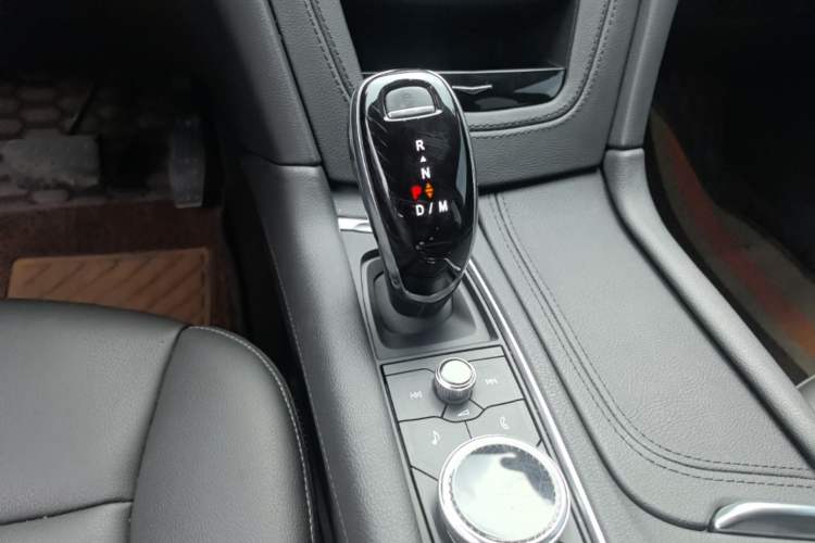 Used Cadillac XT6 2021 28T Six-Seater Fashion Edition Gear Lever