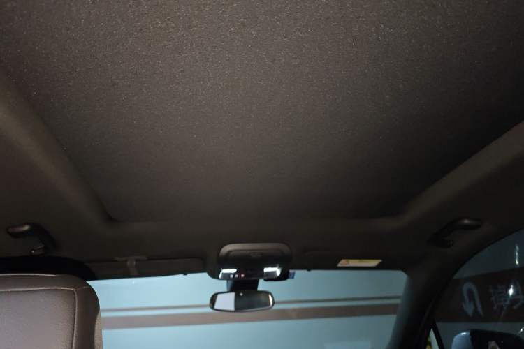 Used Cadillac XT6 2021 2.0T 6-Seater Two-Wheel Drive Luxury Version Headliner