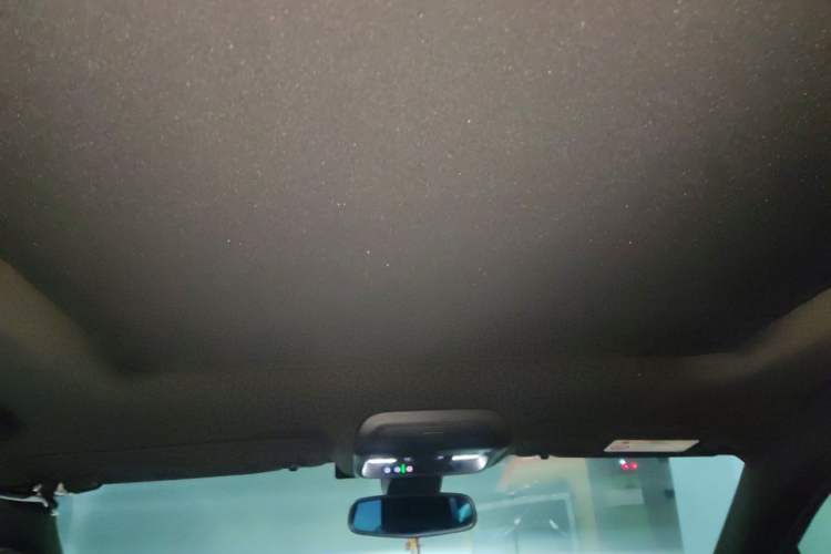 Used Cadillac XT6 2021 2.0T Six-Seater Four-Wheel-Drive Luxury Version Headliner