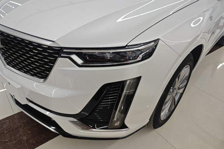 Used Cadillac XT6 2021 28T Six-Seater Four-Wheel-Drive Luxury Version Left Front Headlight