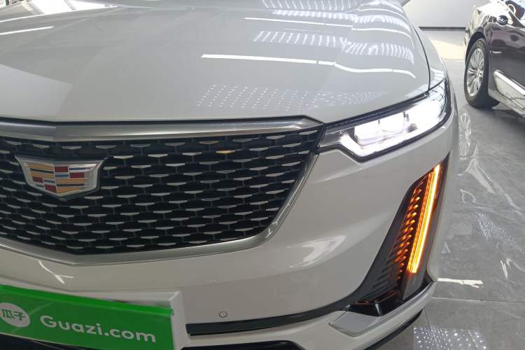 Used Cadillac XT6 2021 28T Six-Seater Four-Wheel-Drive Luxury Version Left Front Headlight