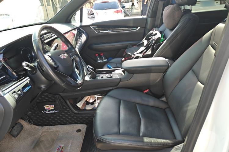 Used Cadillac XT6 2021 2.0T 7-Seater Four-Wheel Drive Luxury Version Left Front Seat