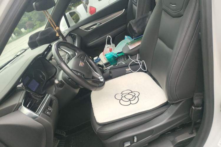 Used Cadillac XT6 2021 28T Six-Seater Four-Wheel-Drive Fashion Edition Left Front Seat