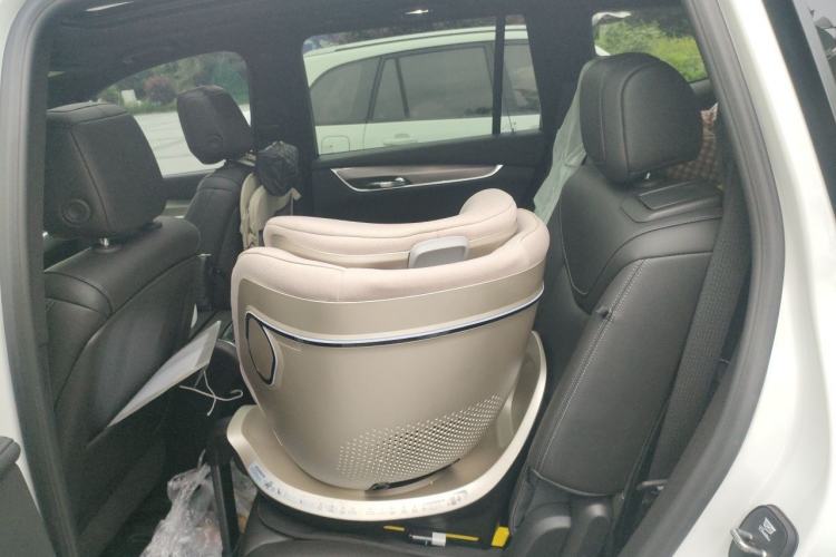 Used Cadillac XT6 2021 28T Six-Seater Four-Wheel-Drive Fashion Edition Left Rear Seat