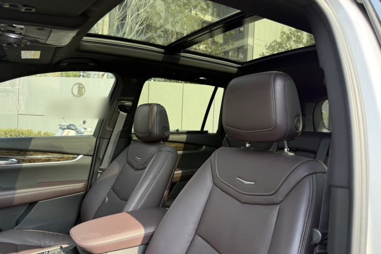 Used Cadillac XT6 2021 2.0T 7-Seater Two-Wheel-Drive Luxury Version Roof