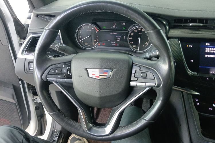 Used Cadillac XT6 2021 28T Six-Seater Four-Wheel-Drive Luxury Version Steering Wheel