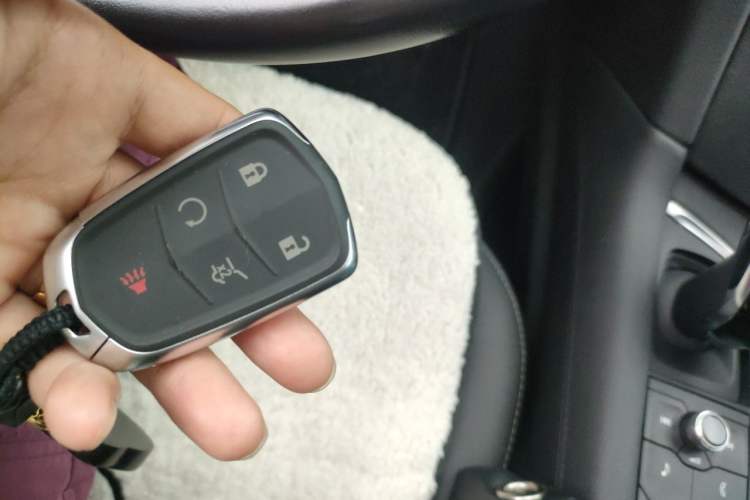 Used Cadillac XT6 2021 28T Six-Seater Four-Wheel-Drive Fashion Edition Vehicle Key
