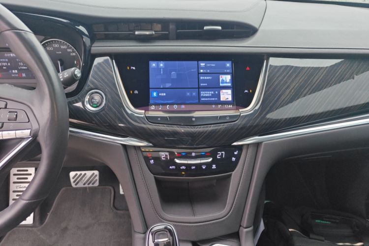 Used Cadillac XT6 2021 2.0T 7-Seater Four-Wheel Drive Luxury Version Audio And AC Panel