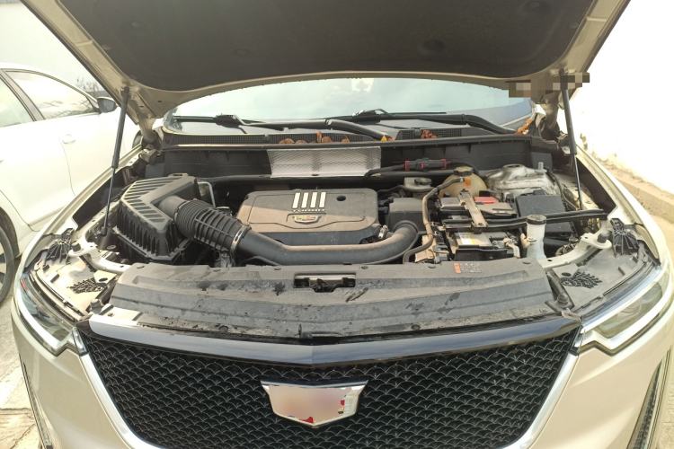 Used Cadillac XT6 2021 Revised Version 2.0T 6-Seater Four-Wheel Drive Premium Edition Engine Bay