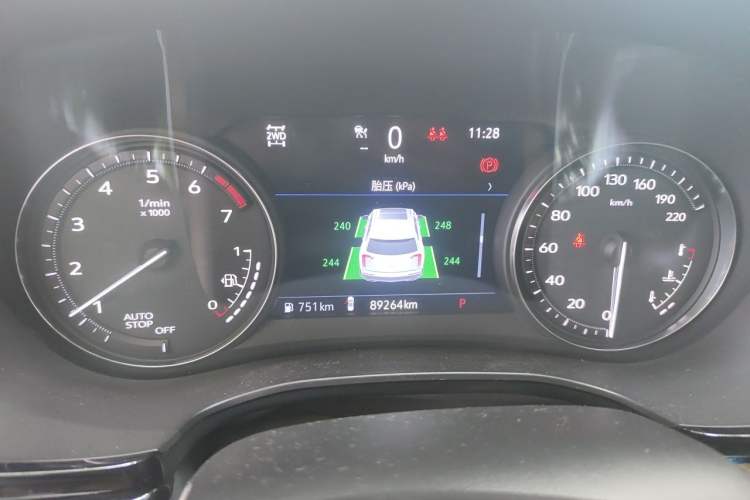 Used Cadillac XT6 2021 2.0T Six-Seater Four-Wheel-Drive Platinum Edition Instrument Cluster