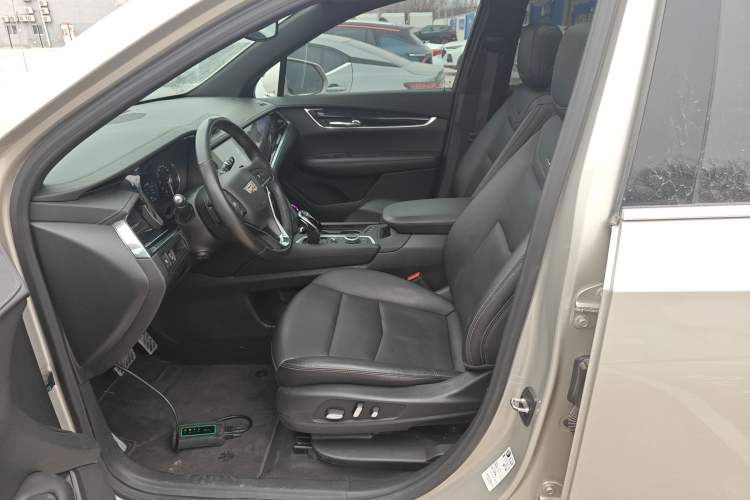 Used Cadillac XT6 2021 2.0T 7-Seater Four-Wheel Drive Luxury Version Left Front Seat