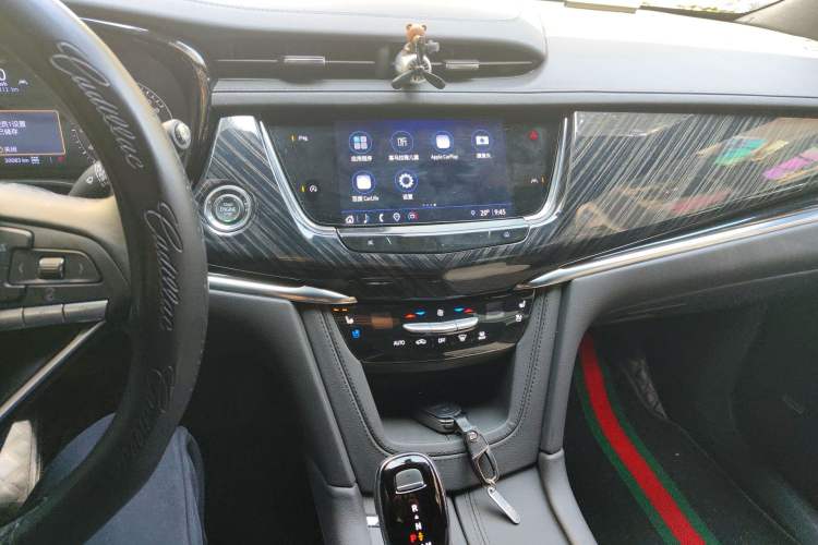Used Cadillac XT6 2022 2.0T 7-Seater Four-Wheel Drive Luxury Standard Edition Audio And AC Panel