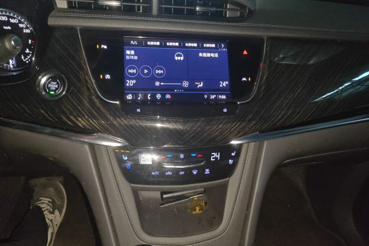 Used Cadillac XT6 2022 2.0T Six-Seater Four-Wheel Drive Luxury Version Audio And AC Panel
