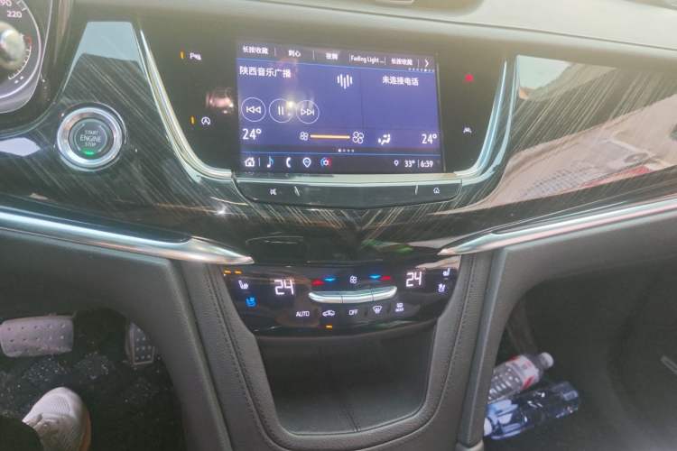 Used Cadillac XT6 2022 2.0T 7-Seater Four-Wheel Drive Luxury Standard Edition Audio And AC Panel