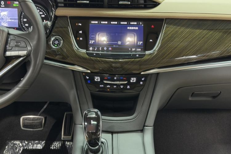 Used Cadillac XT6 2022 2.0T Six-Seater All-Wheel-Drive Platinum 120th Anniversary Limited Edition Audio And AC Panel