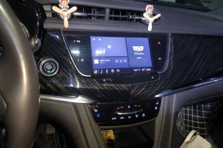 Used Cadillac XT6 2022 2.0T Six-Seater Four-Wheel Drive Luxury Version Audio And AC Panel
