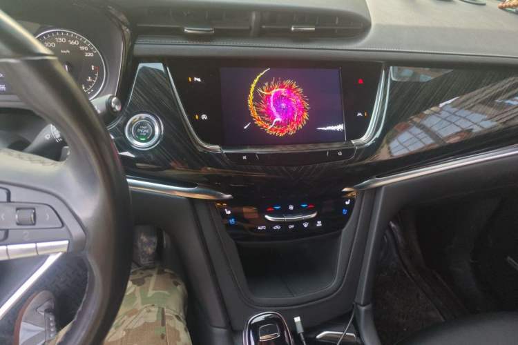 Used Cadillac XT6 2022 2.0T 7-Seater Four-Wheel Drive Luxury Version Audio And AC Panel