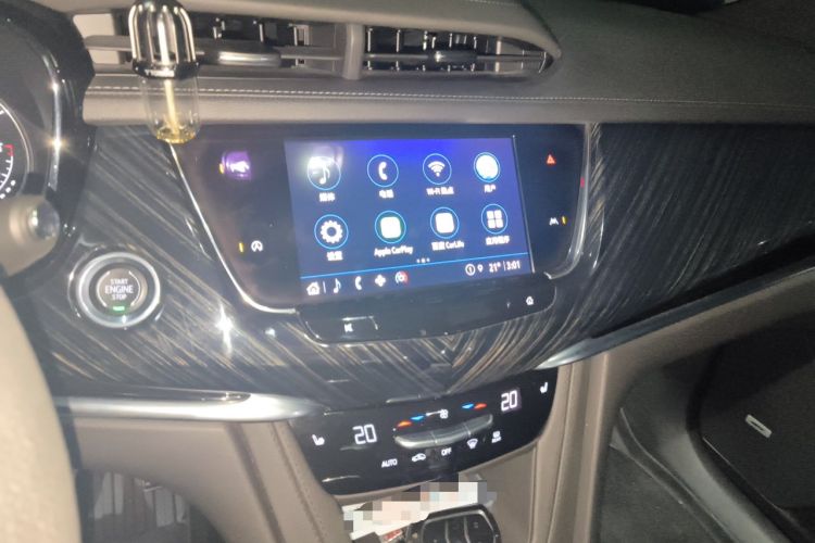 Used Cadillac XT6 2022 2.0T Six-Seater Two-Wheel-Drive Luxury Version Audio And AC Panel
