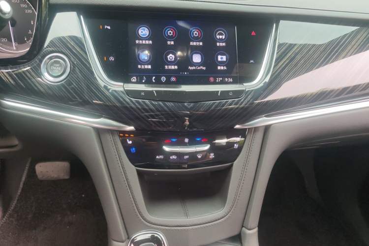 Used Cadillac XT6 2022 2.0T Six-Seater Four-Wheel Drive Luxury Version Audio And AC Panel