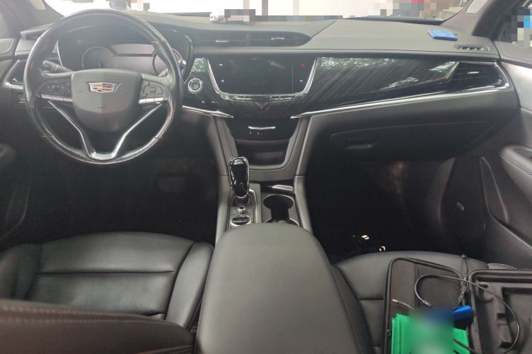 Used Cadillac XT6 2022 2.0T Six-Seater Four-Wheel Drive Luxury Version Center Console