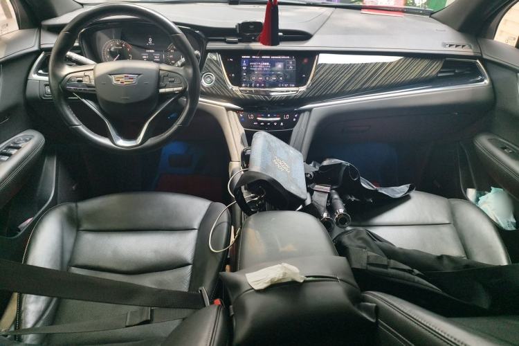 Used Cadillac XT6 2022 2.0T 7-Seater Four-Wheel Drive Luxury 120th Anniversary Limited Edition Center Console