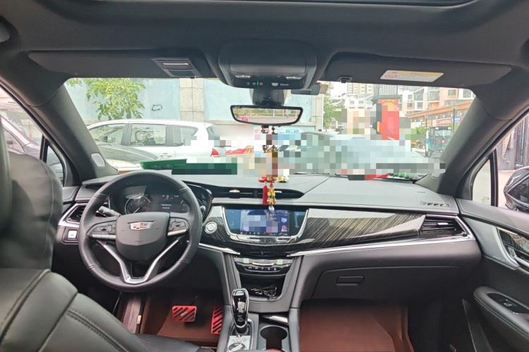 Used Cadillac XT6 2022 2.0T Six-Seater Four-Wheel Drive Luxury Version Center Console