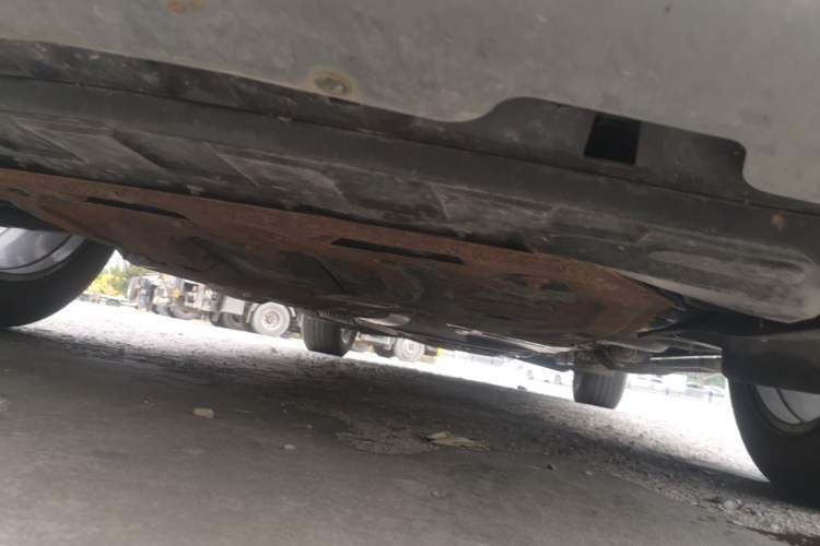 Used Cadillac XT6 2022 2.0T Six-Seater Two-Wheel-Drive Luxury Version Chassis Front