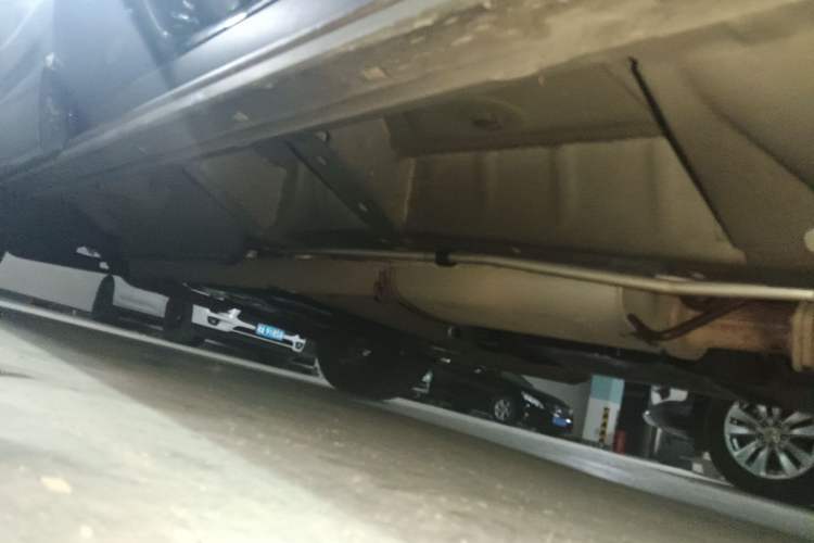 Used Cadillac XT6 2022 2.0T Six-Seater Two-Wheel-Drive Luxury Version Chassis Front Right