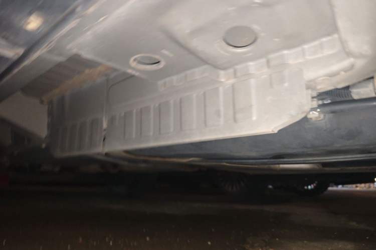 Used Cadillac XT6 2022 2.0T Six-Seater Four-Wheel Drive Luxury Version Chassis Rear Left