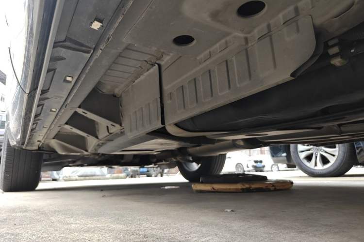 Used Cadillac XT6 2022 2.0T Six-Seater Four-Wheel Drive Luxury Version Chassis Rear Left