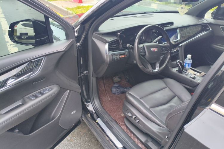 Used Cadillac XT6 2022 2.0T Six-Seater Four-Wheel-Drive Luxury Standard Edition Driver Seat