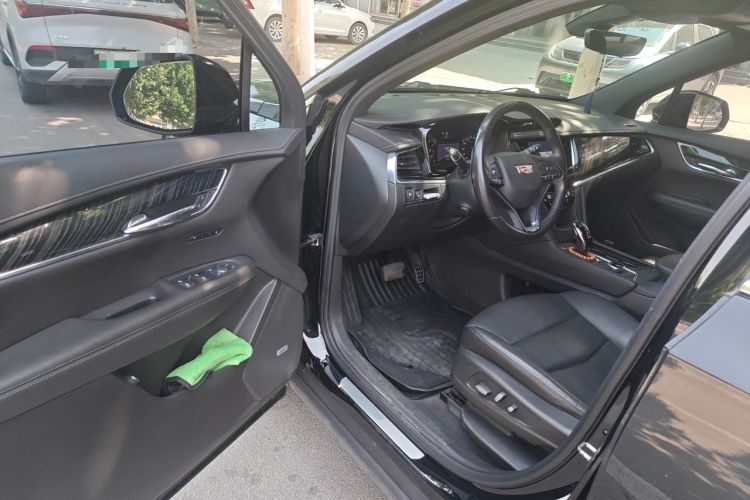 Used Cadillac XT6 2022 2.0T 7-Seater Four-Wheel Drive Luxury Standard Edition Driver Seat
