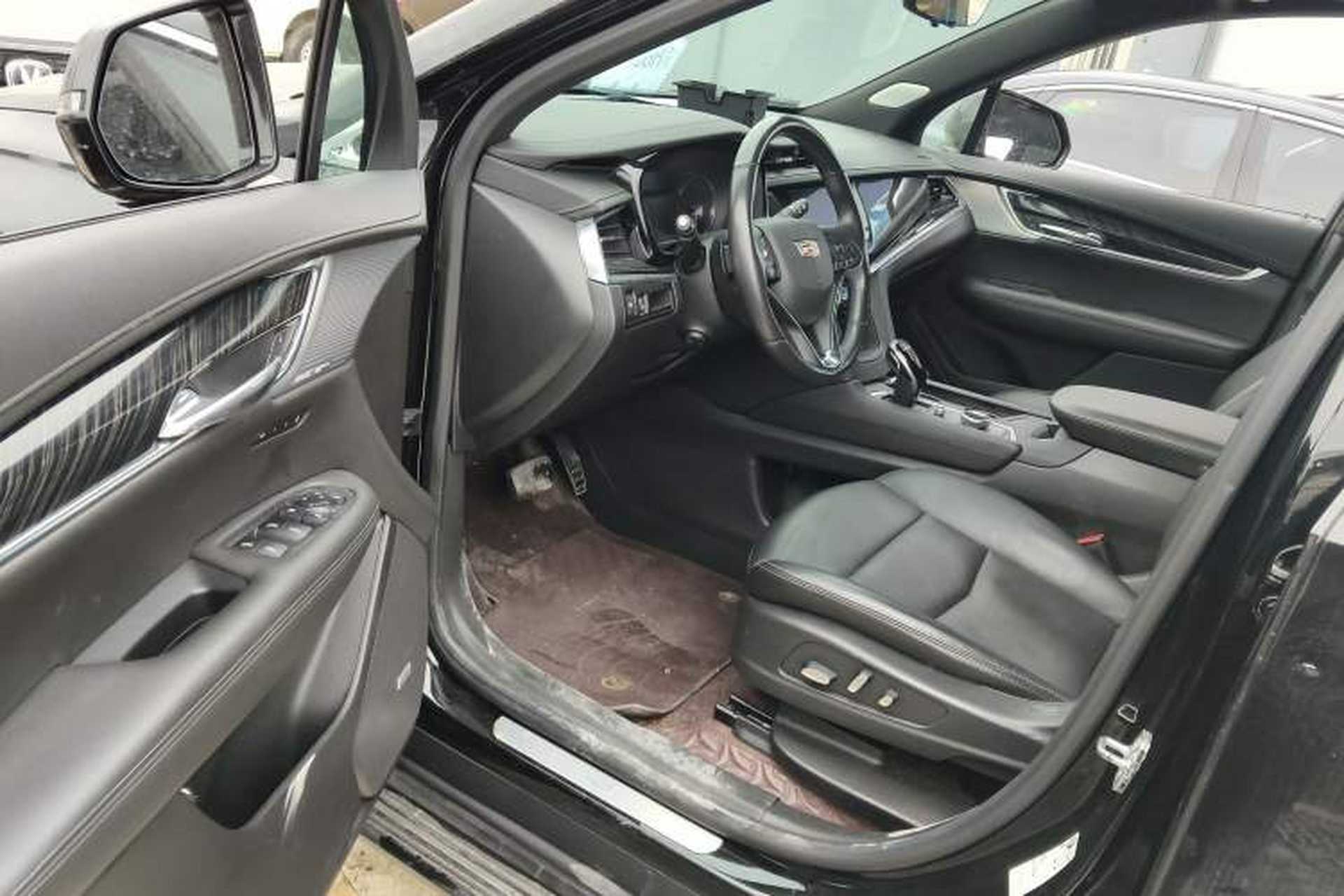 Used Cadillac XT6 2022 2.0T 7-Seater Four-Wheel Drive Luxury Version Driver Seat