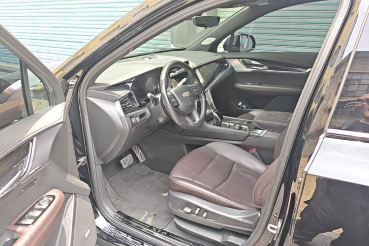 Used Cadillac XT6 2022 2.0T 7-Seater Four-Wheel Drive Luxury Version Driver Seat