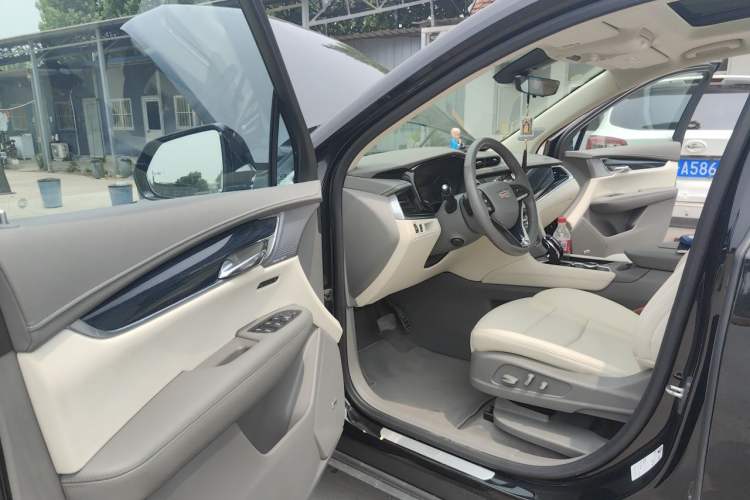 Used Cadillac XT6 2022 2.0T Six-Seater Four-Wheel Drive Luxury Version Driver Seat