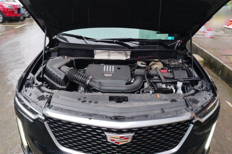 Used Cadillac XT6 2022 2.0T 7-Seater Four-Wheel Drive Luxury Version Engine Bay