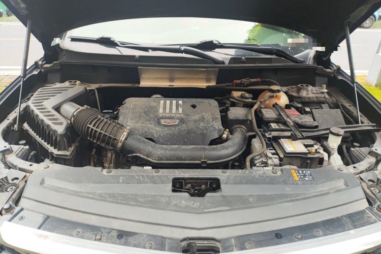 Used Cadillac XT6 2022 2.0T 7-Seater Four-Wheel-Drive Luxury Version Engine Bay