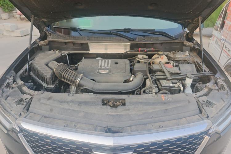 Used Cadillac XT6 2022 2.0T 7-Seater Four-Wheel Drive Luxury Standard Edition Engine Bay