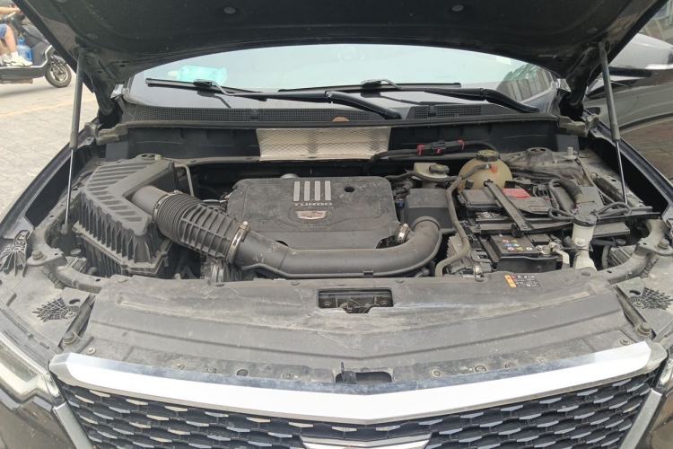 Used Cadillac XT6 2022 2.0T Six-Seater Four-Wheel-Drive Luxury Standard Edition Engine Bay