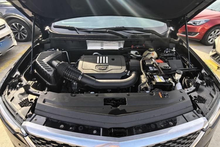 Used Cadillac XT6 2022 2.0T 7-Seater Two-Wheel Drive Luxury Version Engine Bay