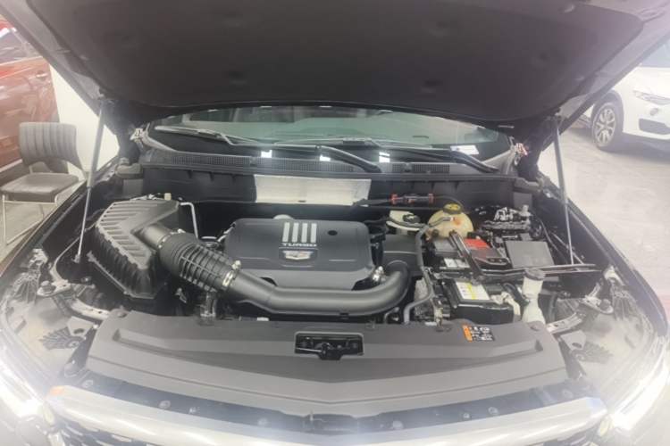 Used Cadillac XT6 2022 2.0T Six-Seater Four-Wheel Drive Luxury Version Engine Bay