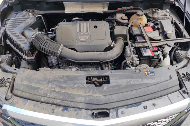 Used Cadillac XT6 2022 2.0T Six-Seater Four-Wheel-Drive Luxury Version Engine Bay