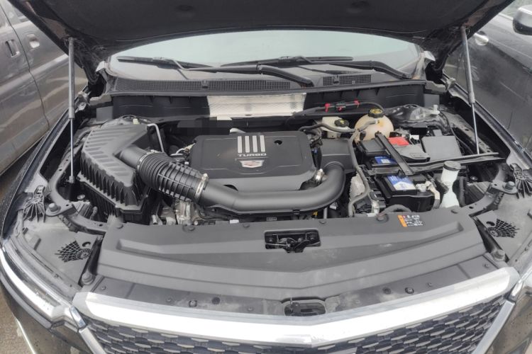 Used Cadillac XT6 2022 2.0T 7-Seater Four-Wheel Drive Luxury Version Engine Bay