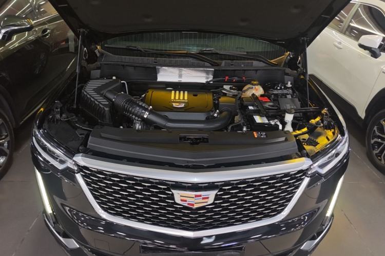 Used Cadillac XT6 2022 2.0T 7-Seater Two-Wheel Drive Luxury Version Engine Bay
